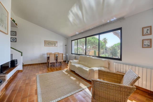 2 soveværelse Penthouse til salg i Calella de Palafrugell, Palafrugell med swimmingpool - € 425.000 (Ref: 8526145)