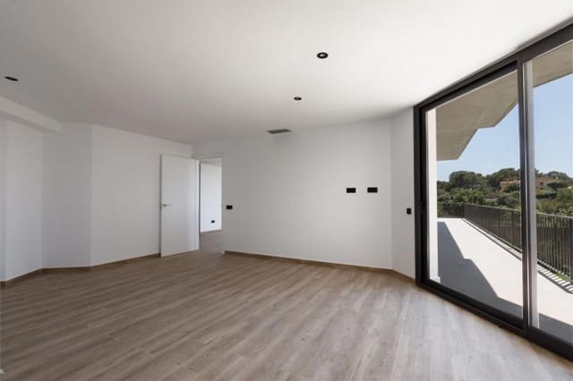 Chalet de 4 habitaciones en Begur en venta con piscina garaje - 1.350.000 € (Ref: 8583363)