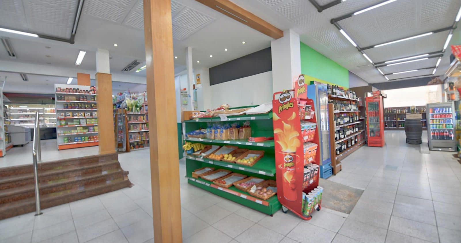 Erhverv til salg i Palafrugell - € 250.000 (Ref: 8600157)