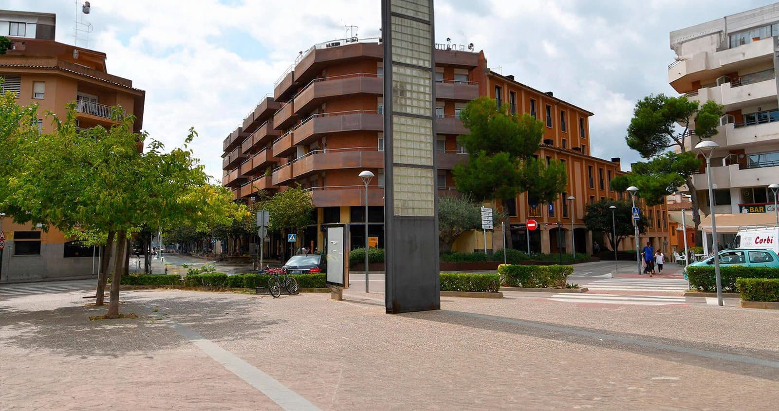 Erhverv til salg i Palafrugell - € 250.000 (Ref: 8600157)