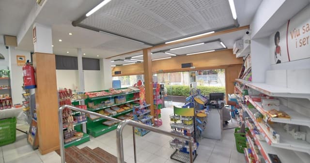 Erhverv til salg i Palafrugell - € 250.000 (Ref: 8600157)