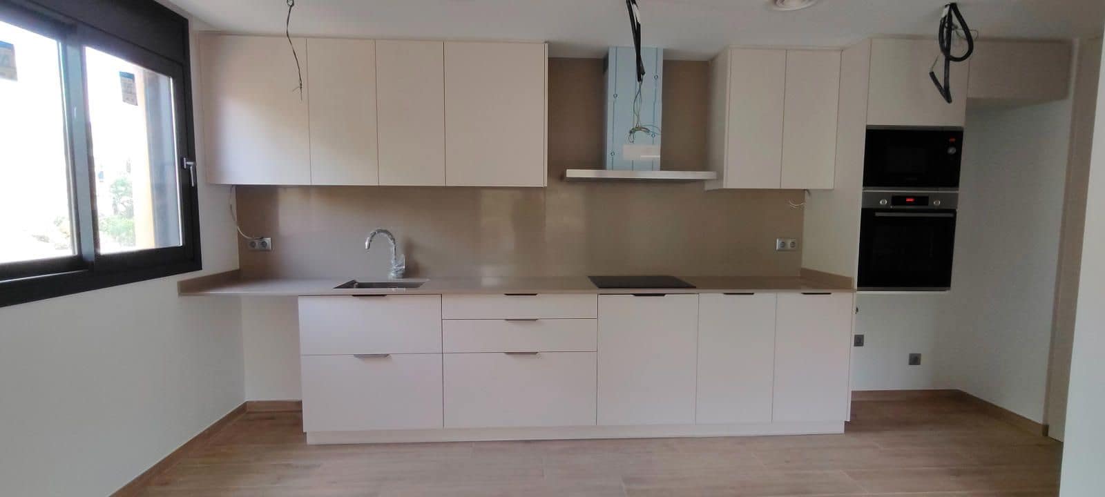 3 soverom Leilighet til salgs i Pals med svømmebasseng garasje - € 350 000 (Ref: 8600453)