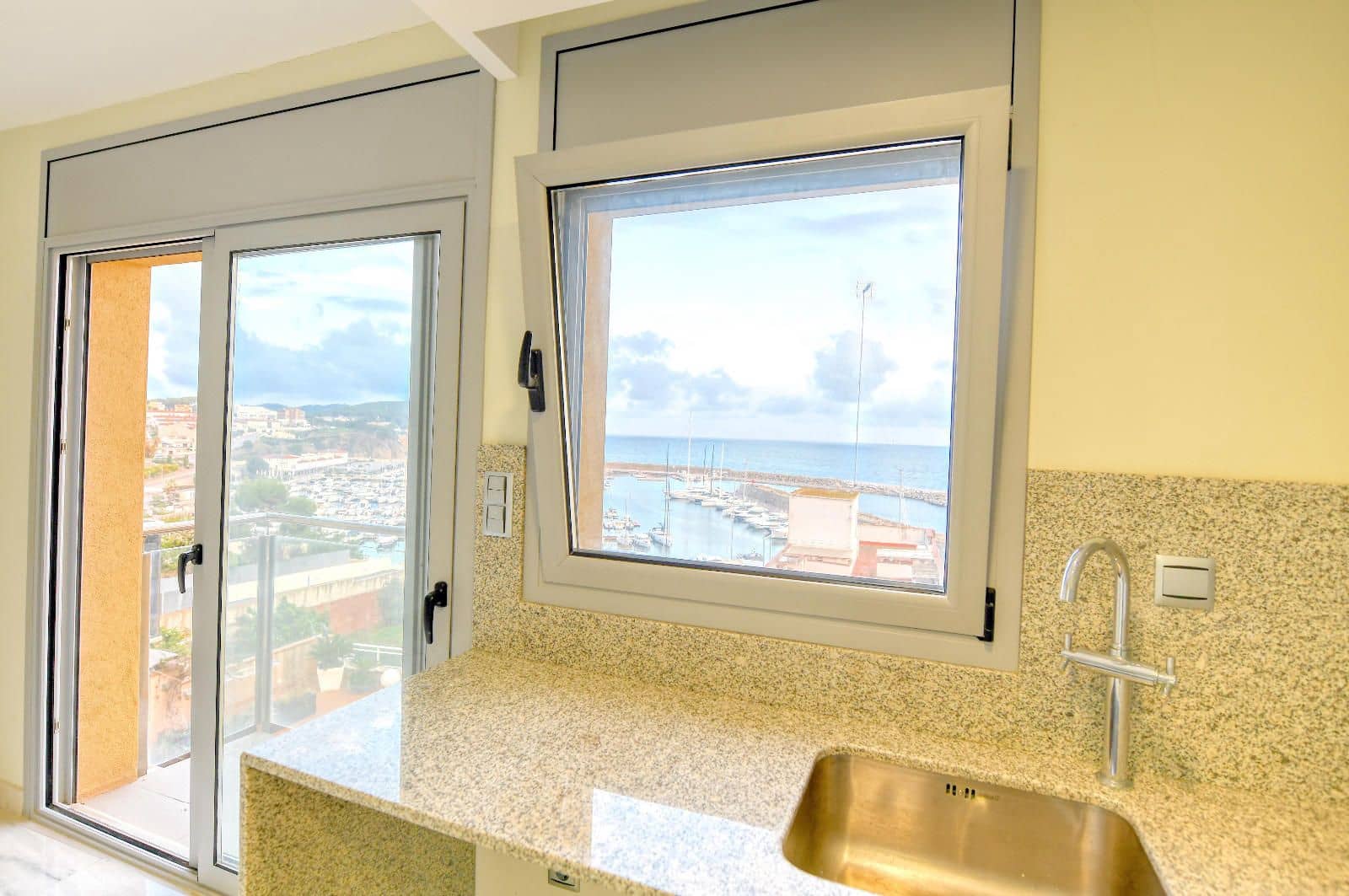 2 soverom Leilighet til salgs i Palamos - € 315 000 (Ref: 8758543)