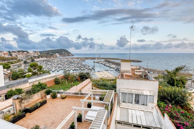 Piso de 2 habitaciones en Palamós en venta - 315.000 € (Ref: 8758543)