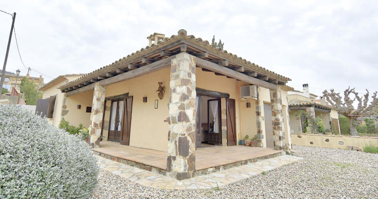 3 soverom Villa til salgs i Regencos med garasje - € 420 000 (Ref: 8951065)