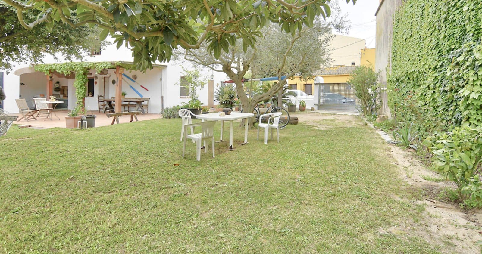 8 soveværelse Villa til salg i Palafrugell med garage - € 430.000 (Ref: 8962081)