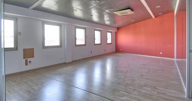 Erhverv til salg i Palafrugell - € 85.000 (Ref: 8977680)