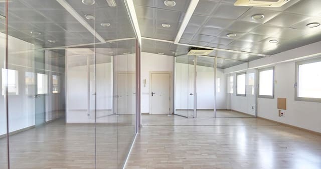 Erhverv til salg i Palafrugell - € 85.000 (Ref: 8977680)