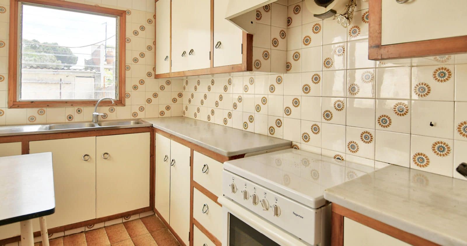 Villa til salgs i Palafrugell - € 280 000 (Ref: 9000175)