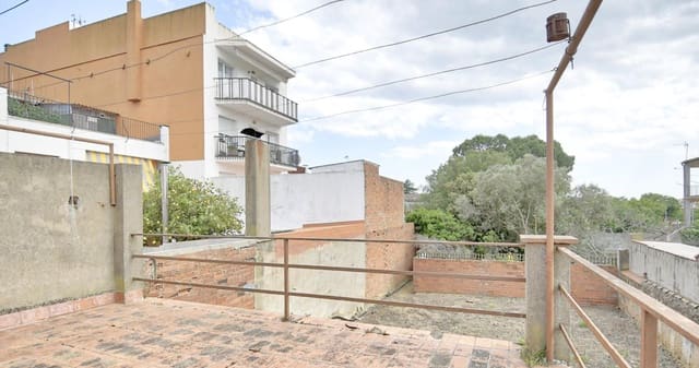 Villa zu verkaufen in Palafrugell - 280.000 € (Ref: 9000175)