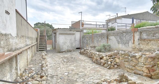 Villa zu verkaufen in Palafrugell - 280.000 € (Ref: 9000175)