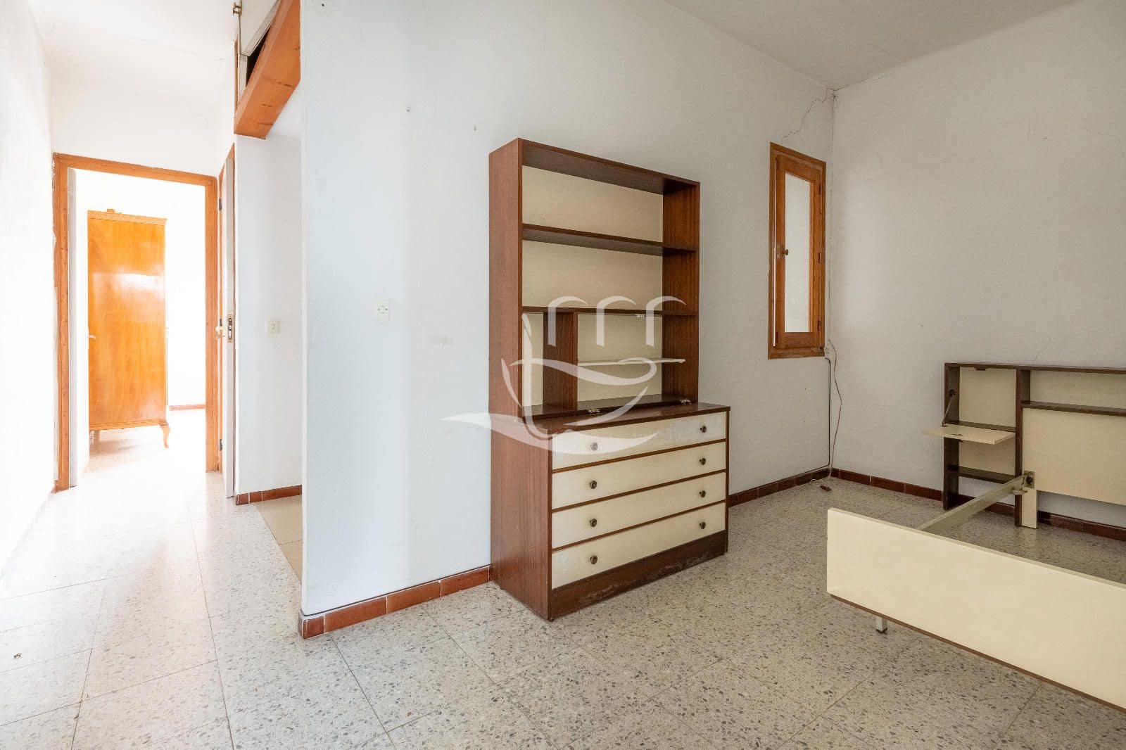 4 bedroom Villa for sale in Palafrugell - € 295,000 (Ref: 9000175)