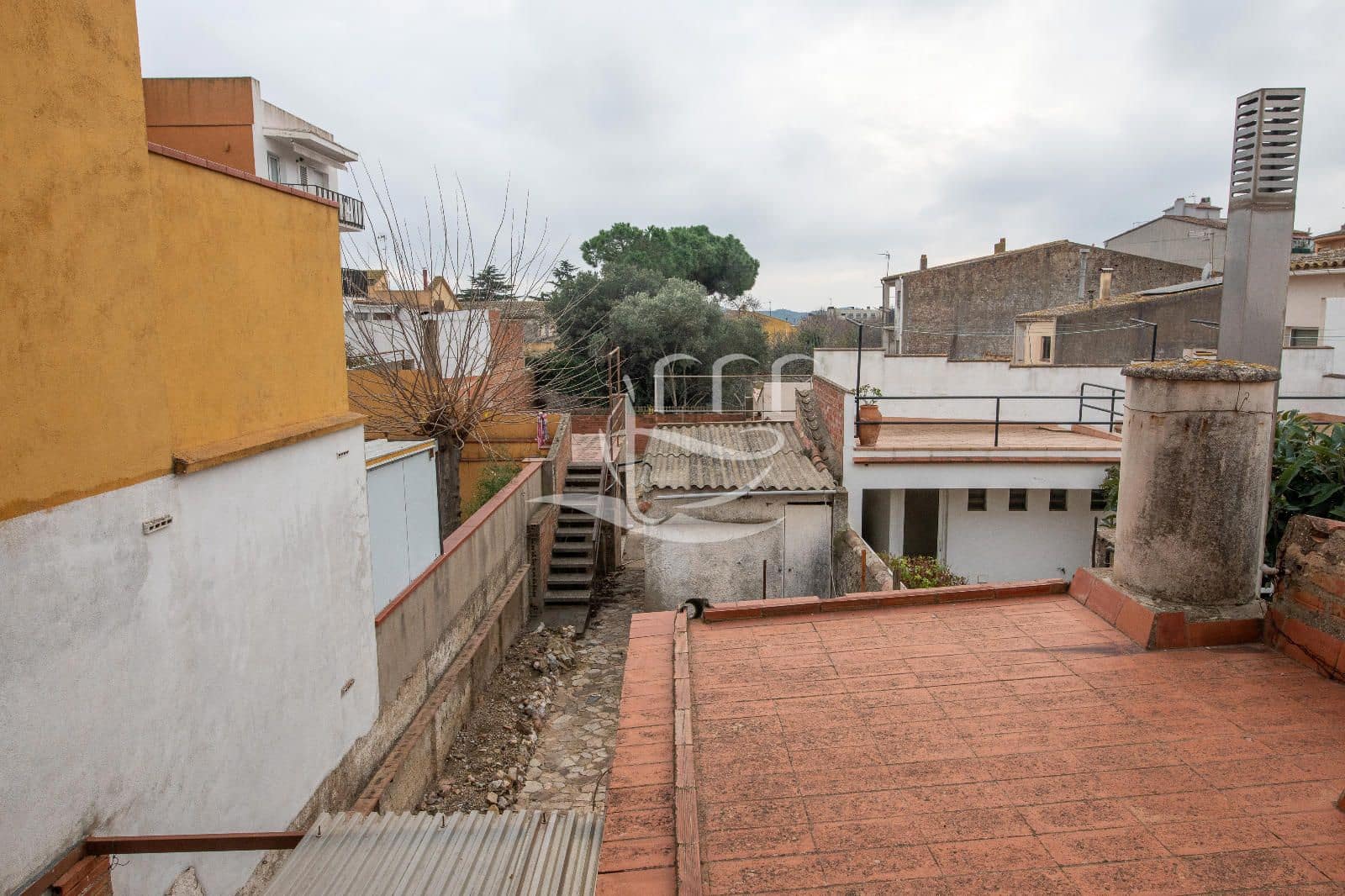 4 bedroom Villa for sale in Palafrugell - € 295,000 (Ref: 9000175)