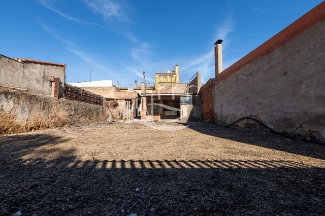 4 bedroom Villa for sale in Palafrugell - € 295,000 (Ref: 9000175)