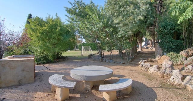 7 Zimmer Villa zu verkaufen in Llambilles - 1.200.000 € (Ref: 9095567)