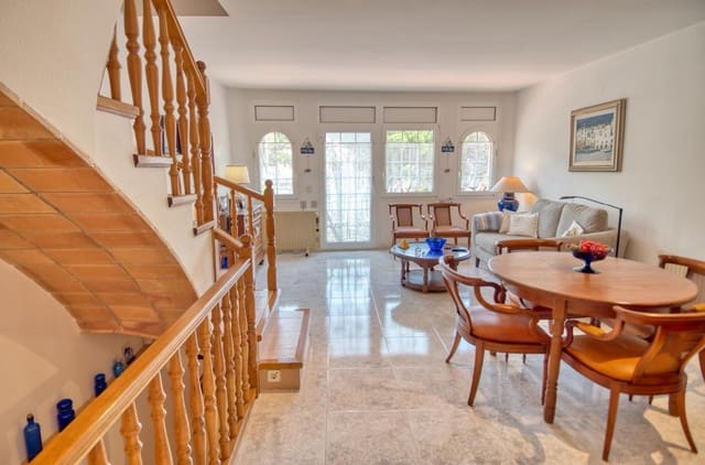 3 soveværelse Villa til salg i Tamariu, Palafrugell med garage - € 475.000 (Ref: 9110969)