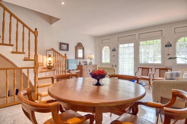 3 soveværelse Villa til salg i Tamariu, Palafrugell med garage - € 475.000 (Ref: 9110969)