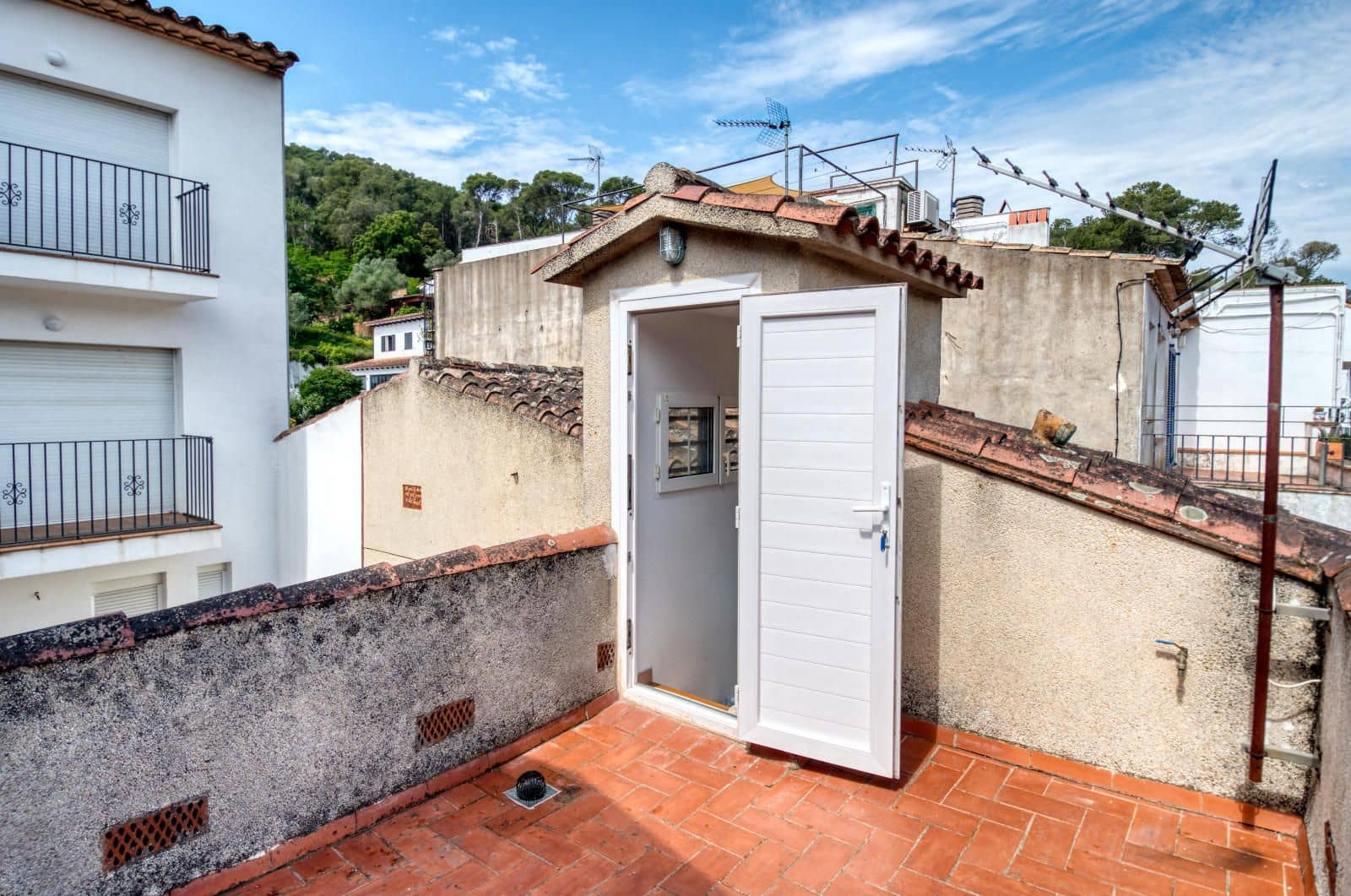 3 soveværelse Villa til salg i Tamariu med garage - € 475.000 (Ref: 9110969)