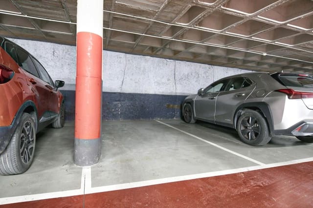 Garage à vendre à Palafrugell - 18 000 € (Ref: 9164771)