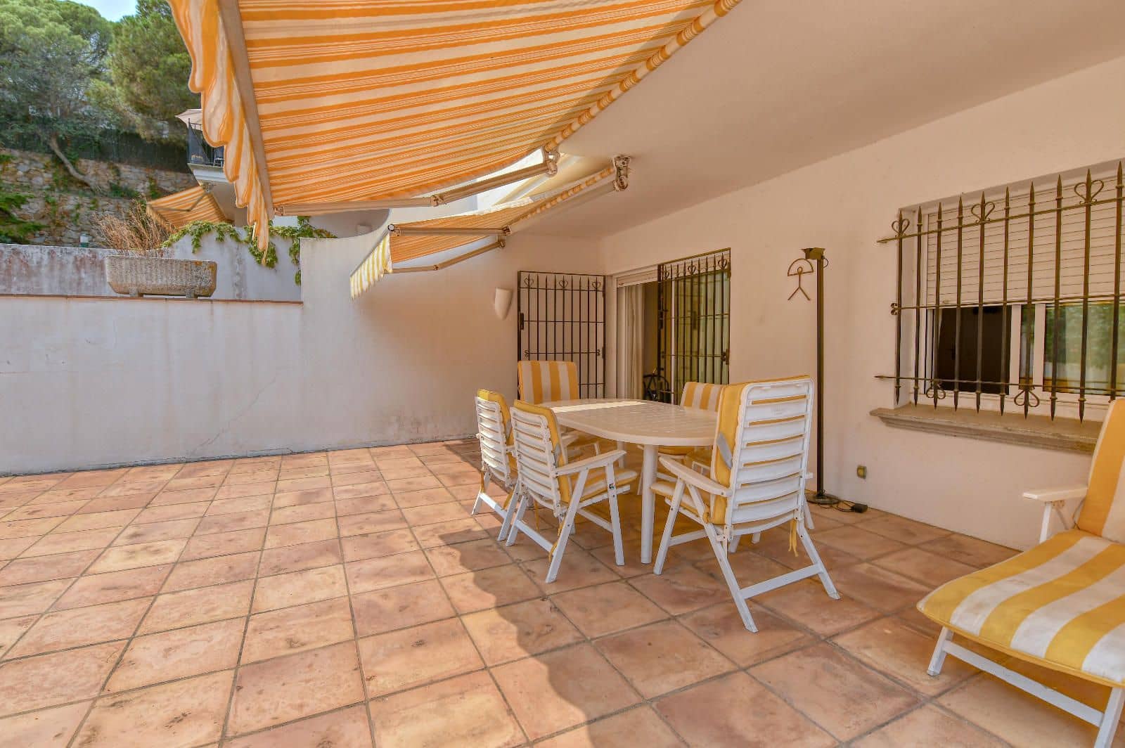 4 soveværelse Lejlighed til salg i Calella de Palafrugell med garage - € 890.000 (Ref: 9185975)