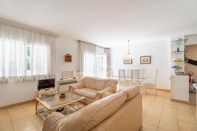 Piso de 4 habitaciones en Calella de Palafrugell, Palafrugell en venta con garaje - 780.000 € (Ref: 9185975)