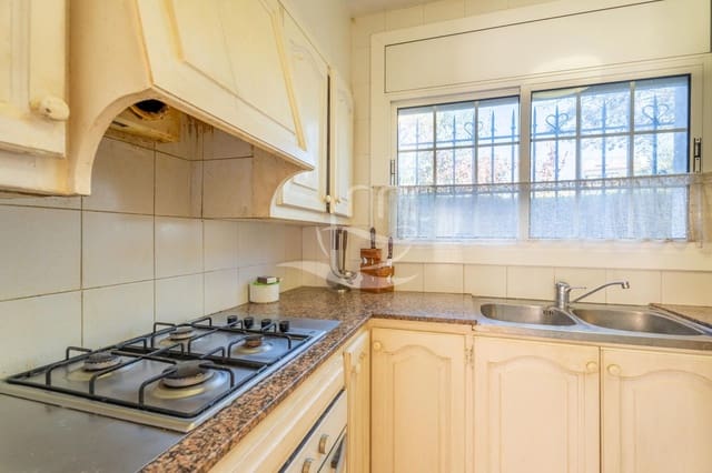Piso de 4 habitaciones en Calella de Palafrugell, Palafrugell en venta con garaje - 780.000 € (Ref: 9185975)