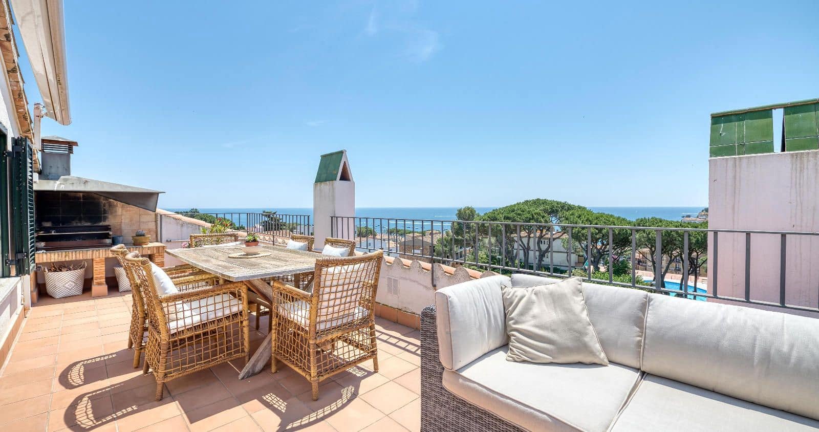 4 soverom Penthouse til salgs i Calella de Palafrugell med svømmebasseng garasje - € 890 000 (Ref: 9279591)