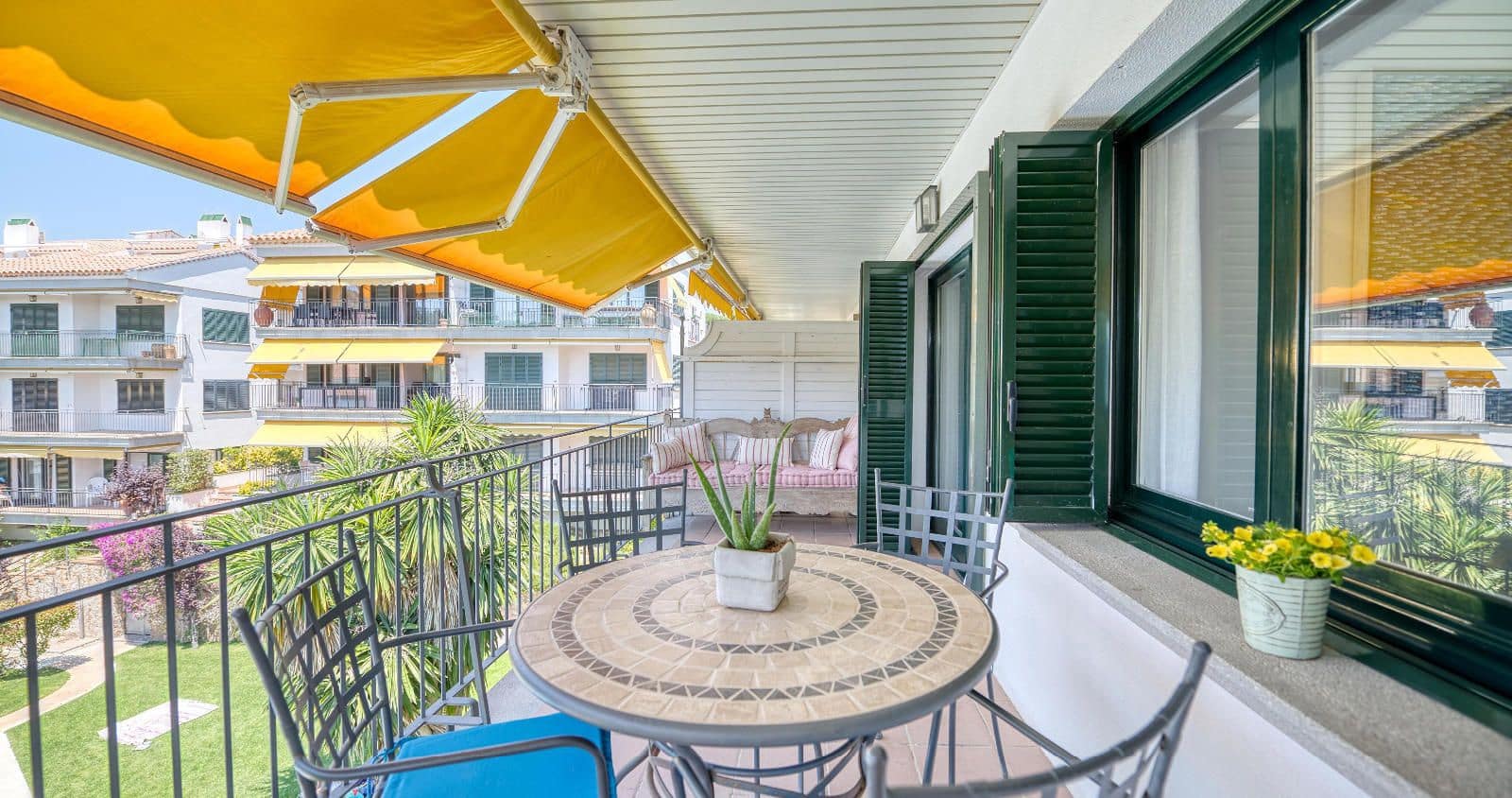 4 soverom Penthouse til salgs i Calella de Palafrugell med svømmebasseng garasje - € 890 000 (Ref: 9279591)