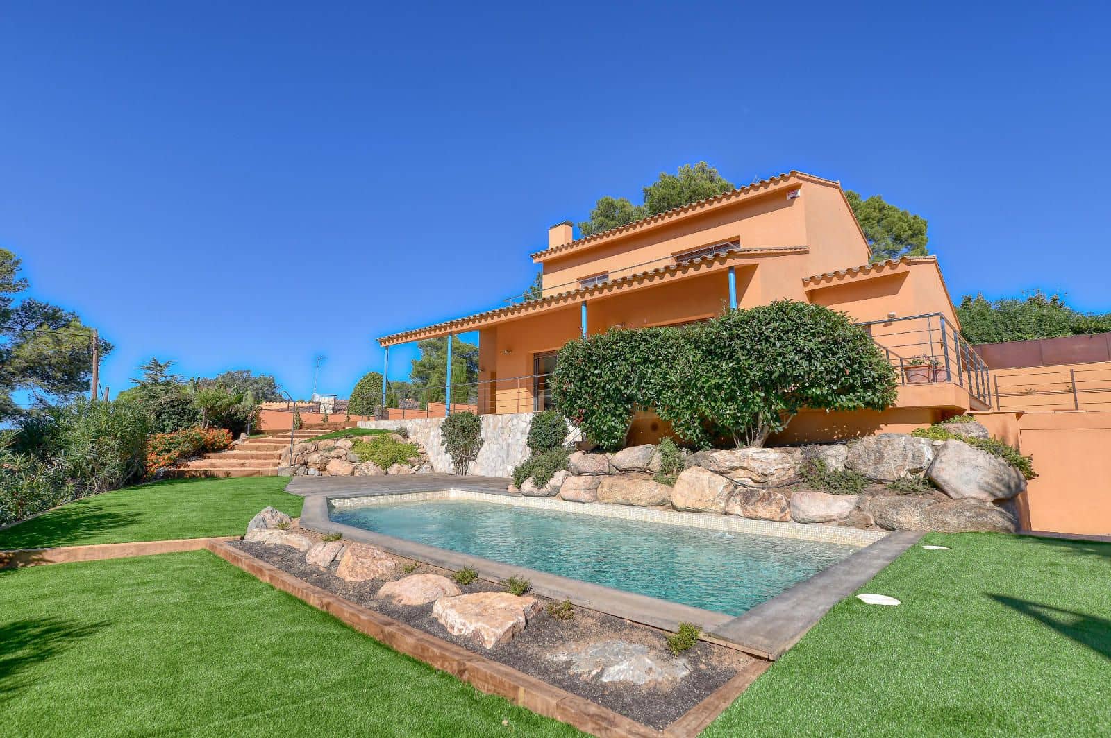 5 bedroom Villa for sale in Llafranc with pool garage - € 1,750,000 (Ref: 9296380)