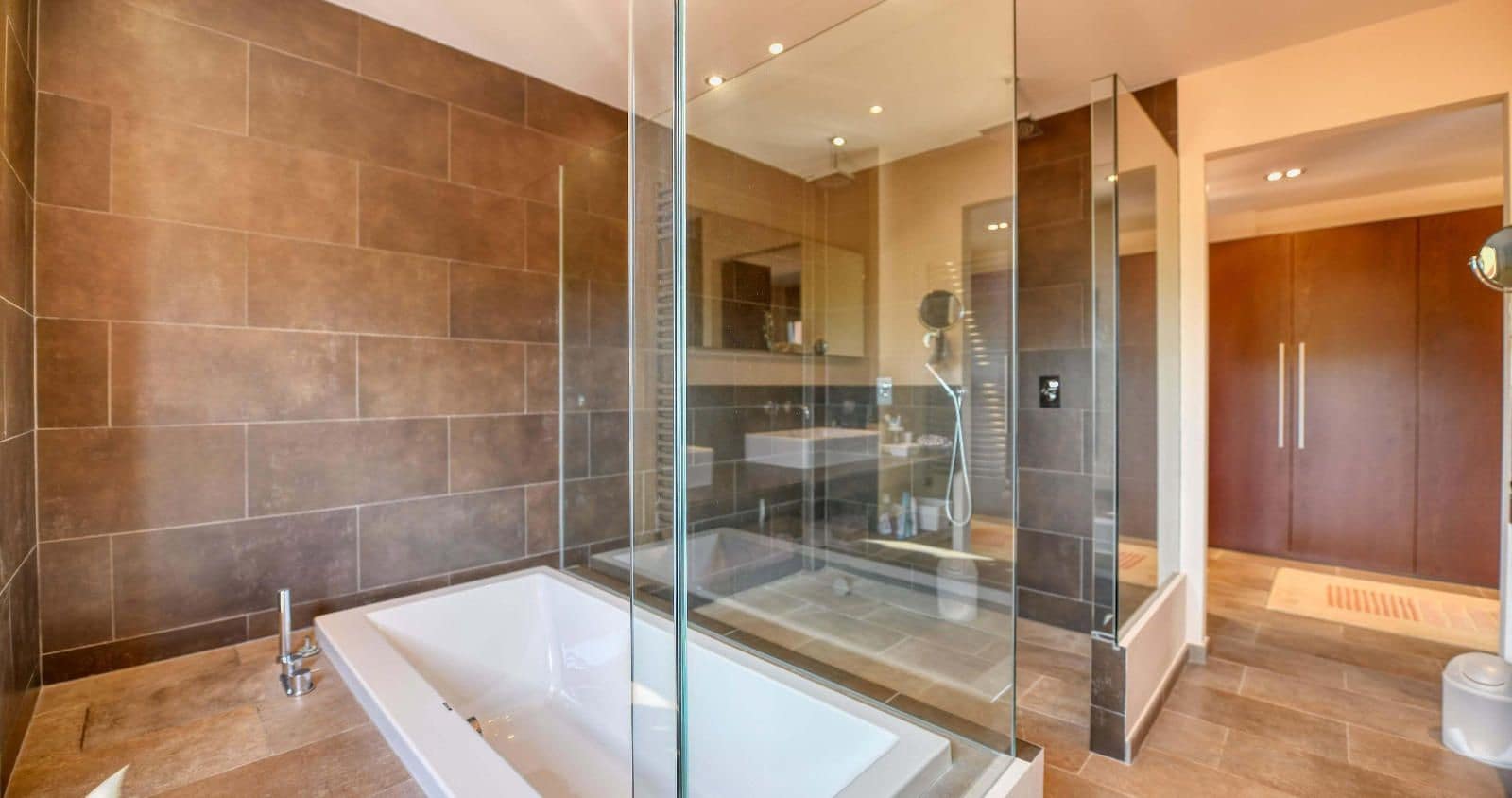 5 bedroom Villa for sale in Llafranc with pool garage - € 1,750,000 (Ref: 9296380)