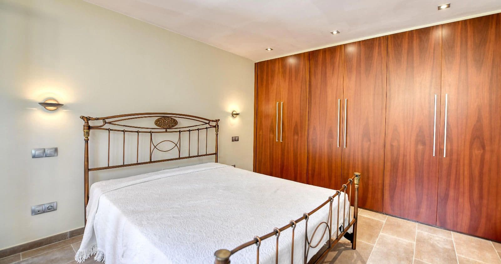 5 bedroom Villa for sale in Llafranc with pool garage - € 1,750,000 (Ref: 9296380)