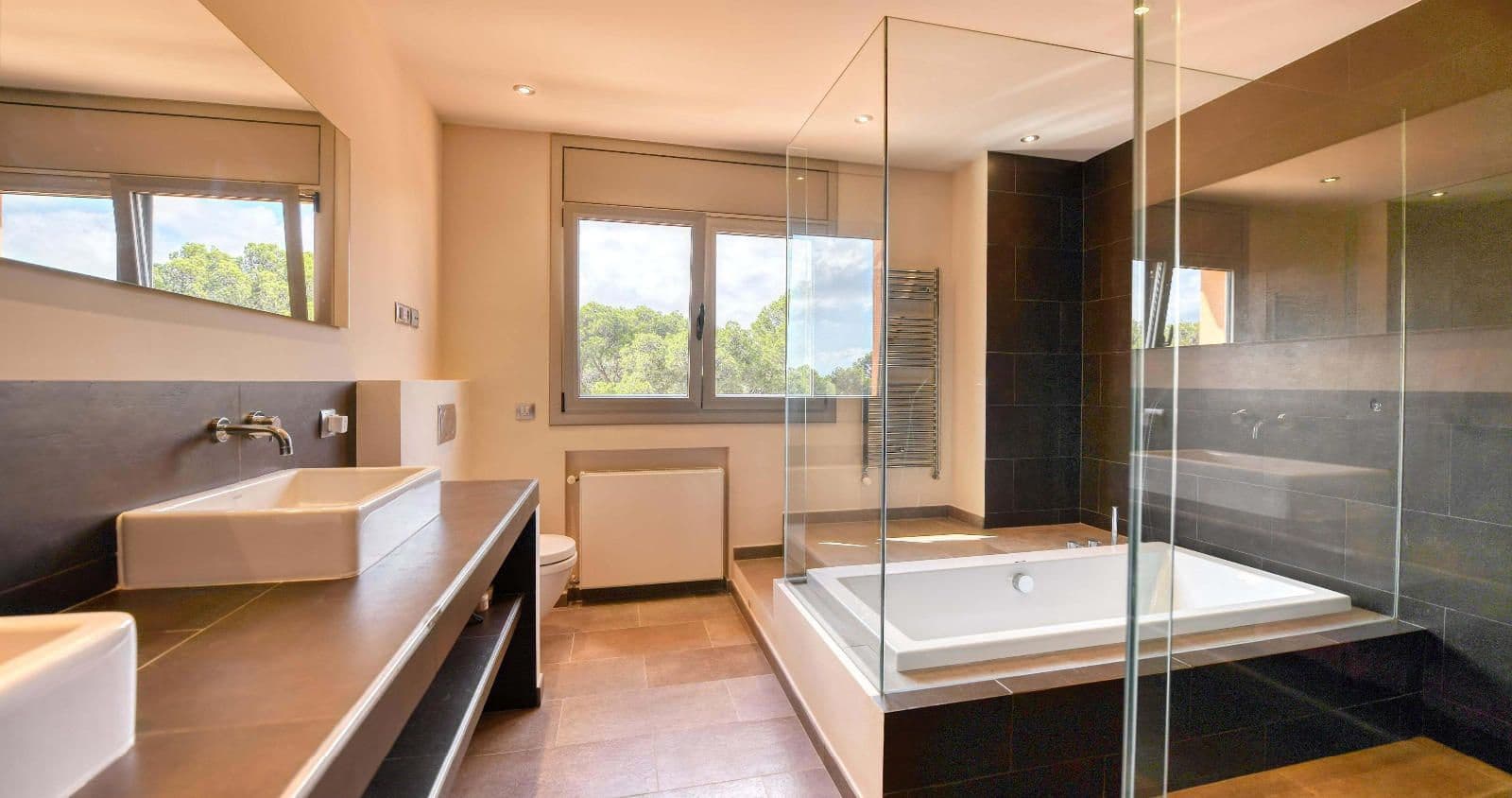 5 bedroom Villa for sale in Llafranc with pool garage - € 1,750,000 (Ref: 9296380)