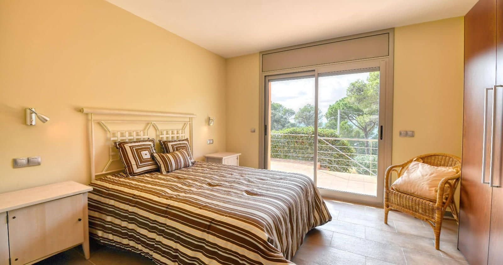 5 bedroom Villa for sale in Llafranc with pool garage - € 1,750,000 (Ref: 9296380)