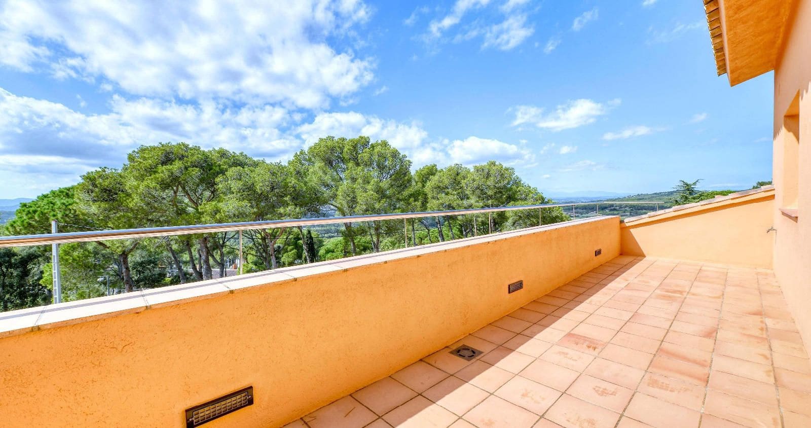 5 bedroom Villa for sale in Llafranc with pool garage - € 1,750,000 (Ref: 9296380)