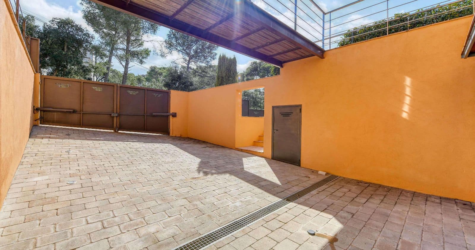 5 bedroom Villa for sale in Llafranc with pool garage - € 1,750,000 (Ref: 9296380)