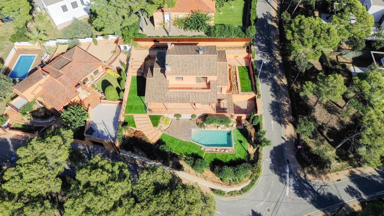 5 bedroom Villa for sale in Llafranc with pool garage - € 1,750,000 (Ref: 9296380)