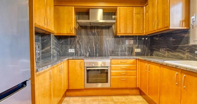 2 soverom Leilighet til salgs i Palafrugell med garasje - € 285 000 (Ref: 9352887)