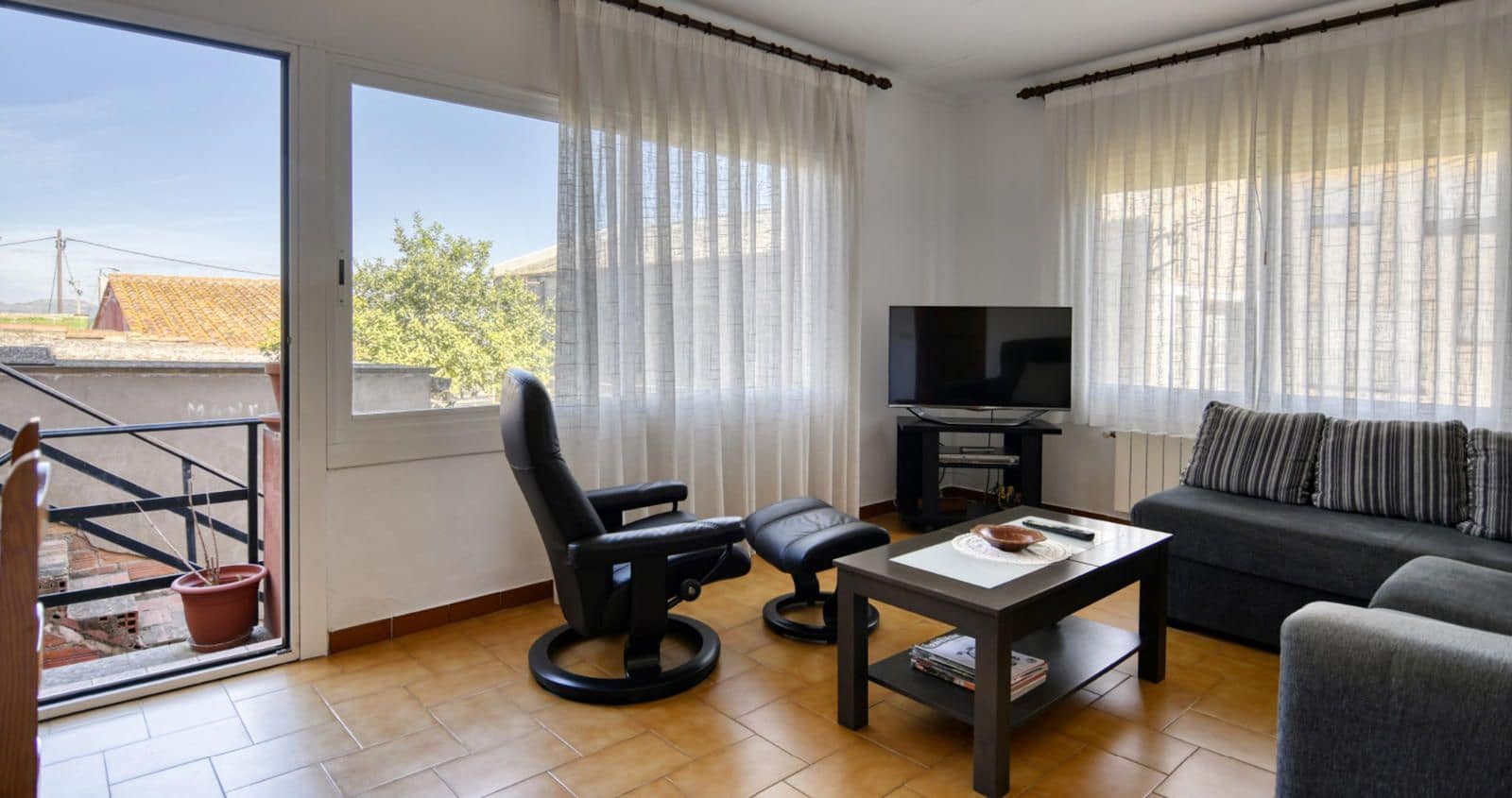 Chalet de 3 habitaciones en Palafrugell en venta con garaje - 275.000 € (Ref: 9360765)