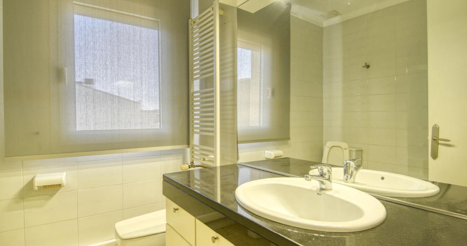 5 bedroom Villa for sale in Palamos with garage - € 590,000 (Ref: 9414576)