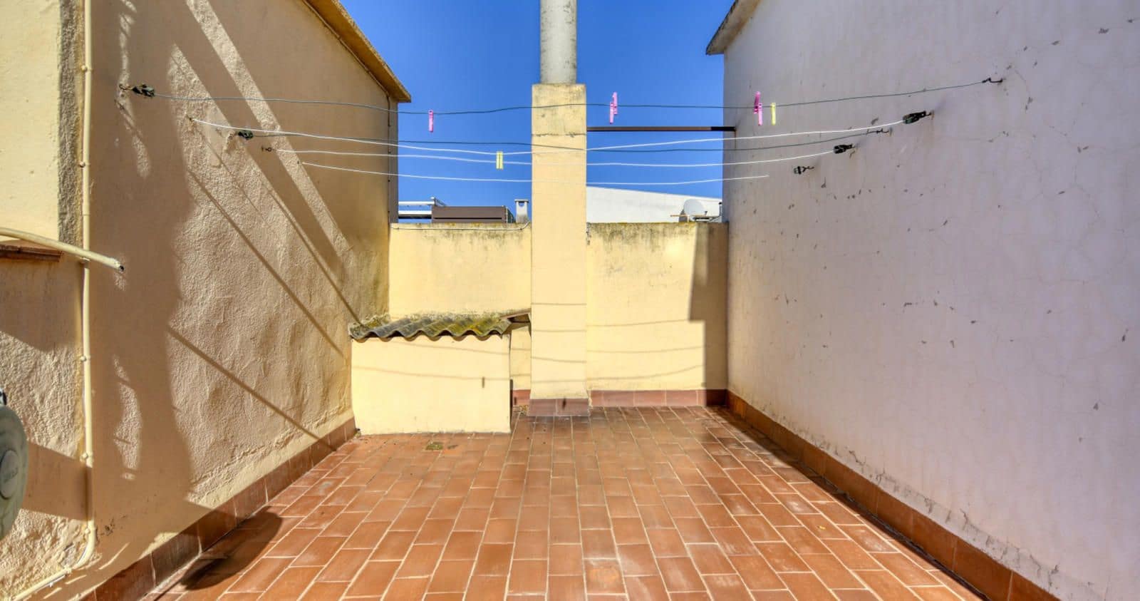 5 bedroom Villa for sale in Palamos with garage - € 590,000 (Ref: 9414576)