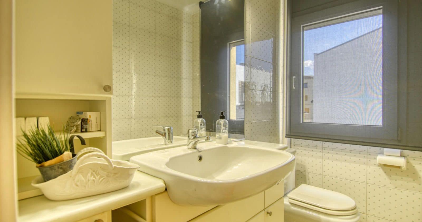 5 bedroom Villa for sale in Palamos with garage - € 590,000 (Ref: 9414576)