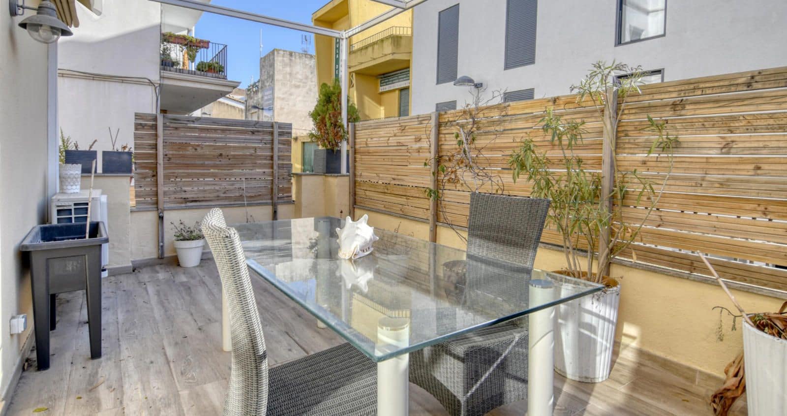 5 bedroom Villa for sale in Palamos with garage - € 590,000 (Ref: 9414576)