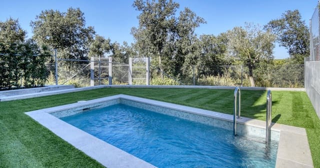 3 quarto Casa em Banda para venda em Begur com piscina garagem - 975 000 € (Ref: 9431757)