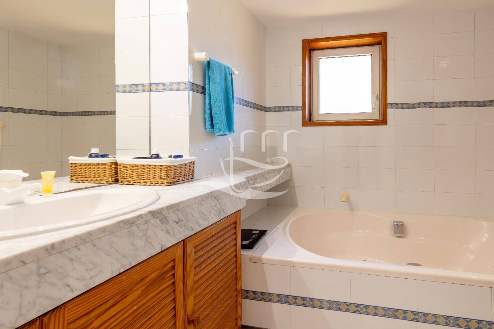 4 makuuhuone Huvila myytävänä paikassa Calella de Palafrugell mukana uima-altaan 
autotalli - 1 100 000 € (Ref: 9574893)