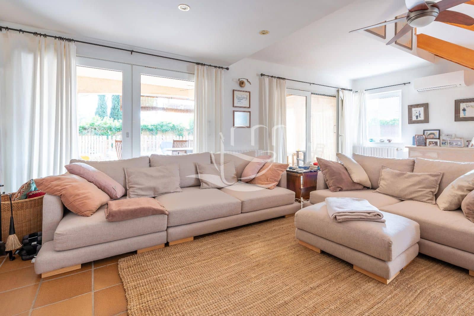 4 bedroom Villa for sale in Calella de Palafrugell with pool garage - € 1,100,000 (Ref: 9574893)