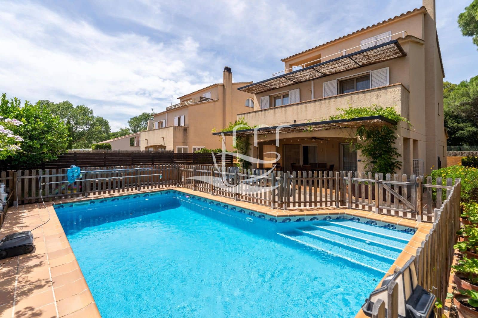 4 soveværelse Villa til salg i Calella de Palafrugell med swimmingpool garage - € 1.100.000 (Ref: 9574893)
