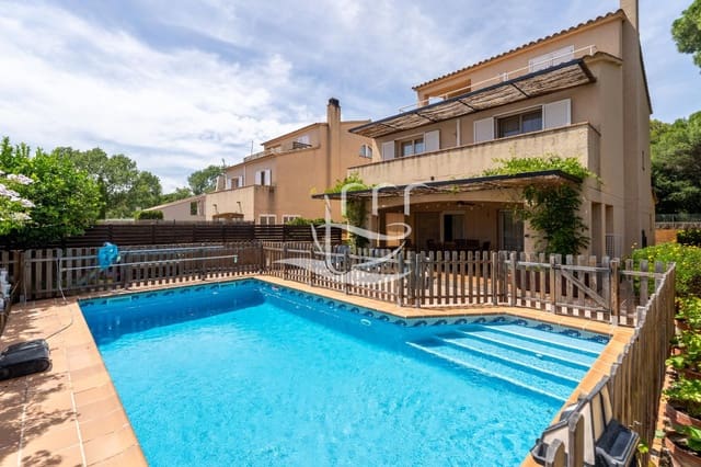 4 soverom Villa til salgs i Calella de Palafrugell, Palafrugell med svømmebasseng garasje - € 1 100 000 (Ref: 9574893)