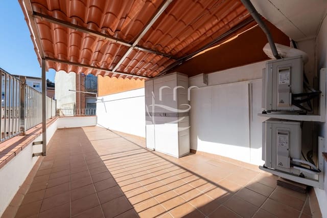 Piso de 3 habitaciones en Palamós en venta - 280.000 € (Ref: 9611967)