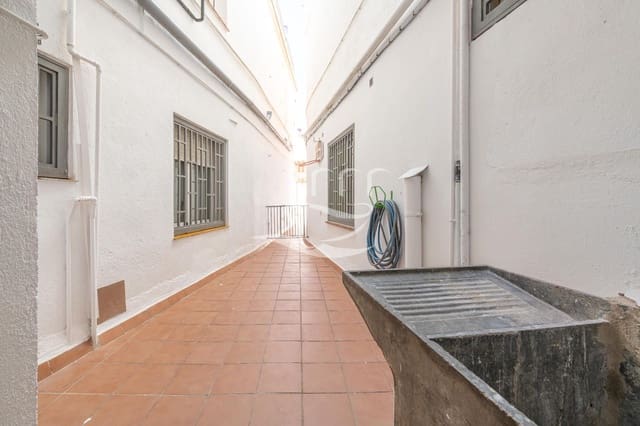 Piso de 3 habitaciones en Palamós en venta - 280.000 € (Ref: 9611967)