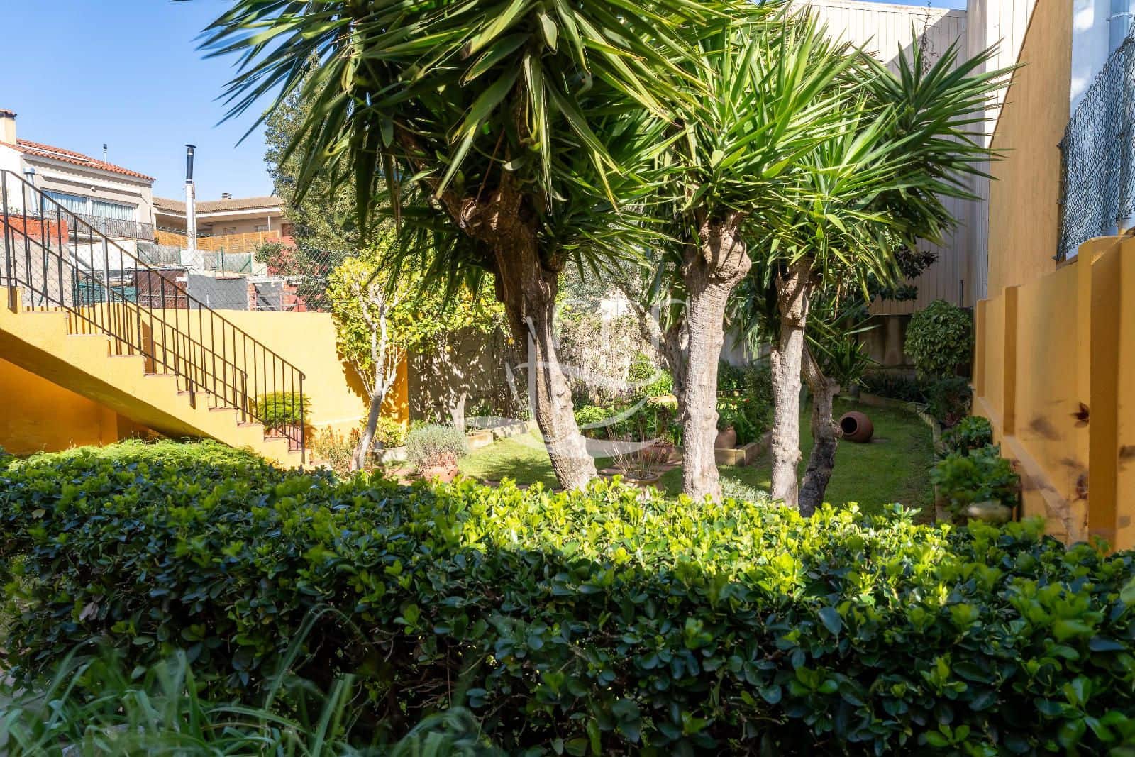 4 bedroom Villa for sale in Palafrugell with garage - € 580,000 (Ref: 9737256)